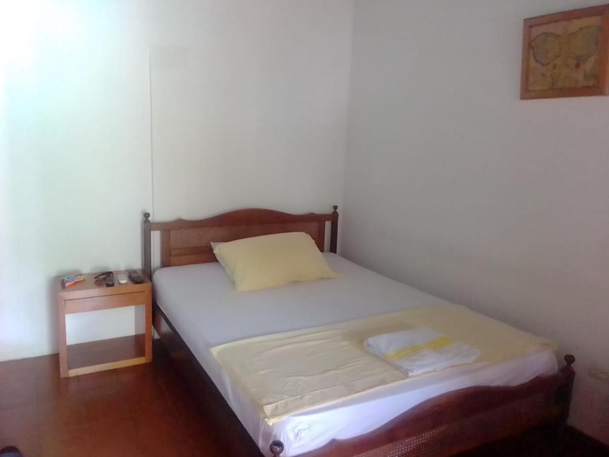Hotel Santa Helena 莱蒂西亚 外观 照片